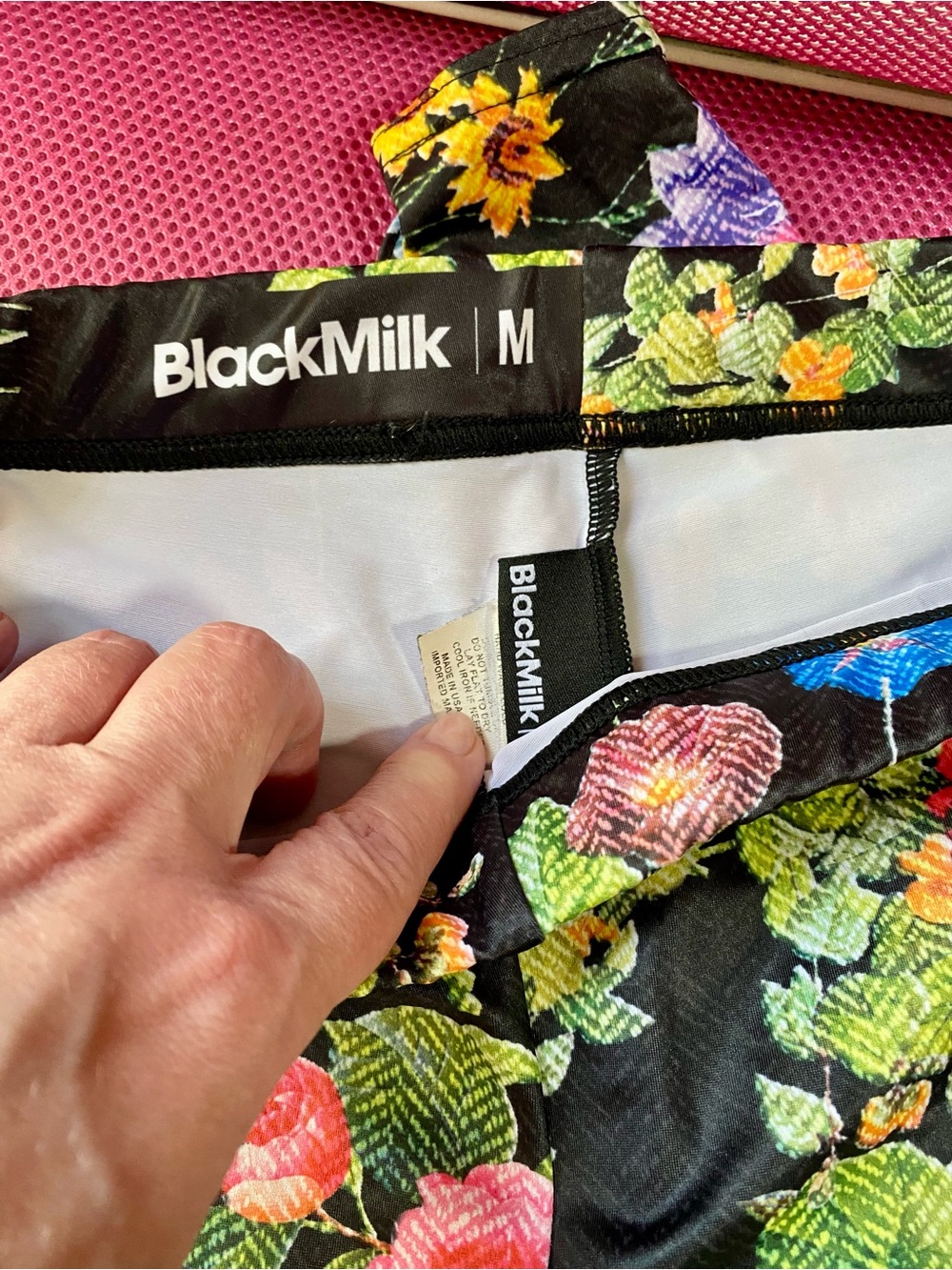🔥BlackMilk Bloom Loom High-Waisted Leggings - Size medium - Picture 4 of 6